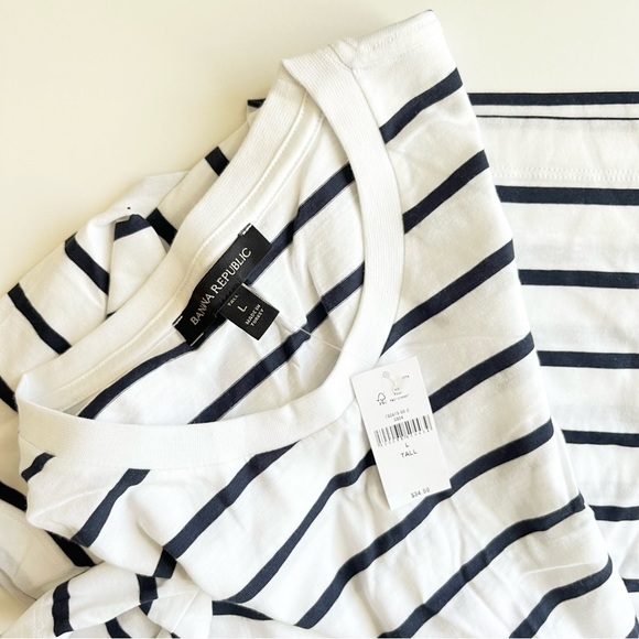 NWT Banana Republic Classic Striped T Shirt - Picture 2 of 2